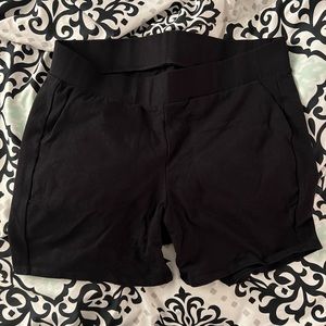 Black biker shorts with pockets from Torrid - never worn!